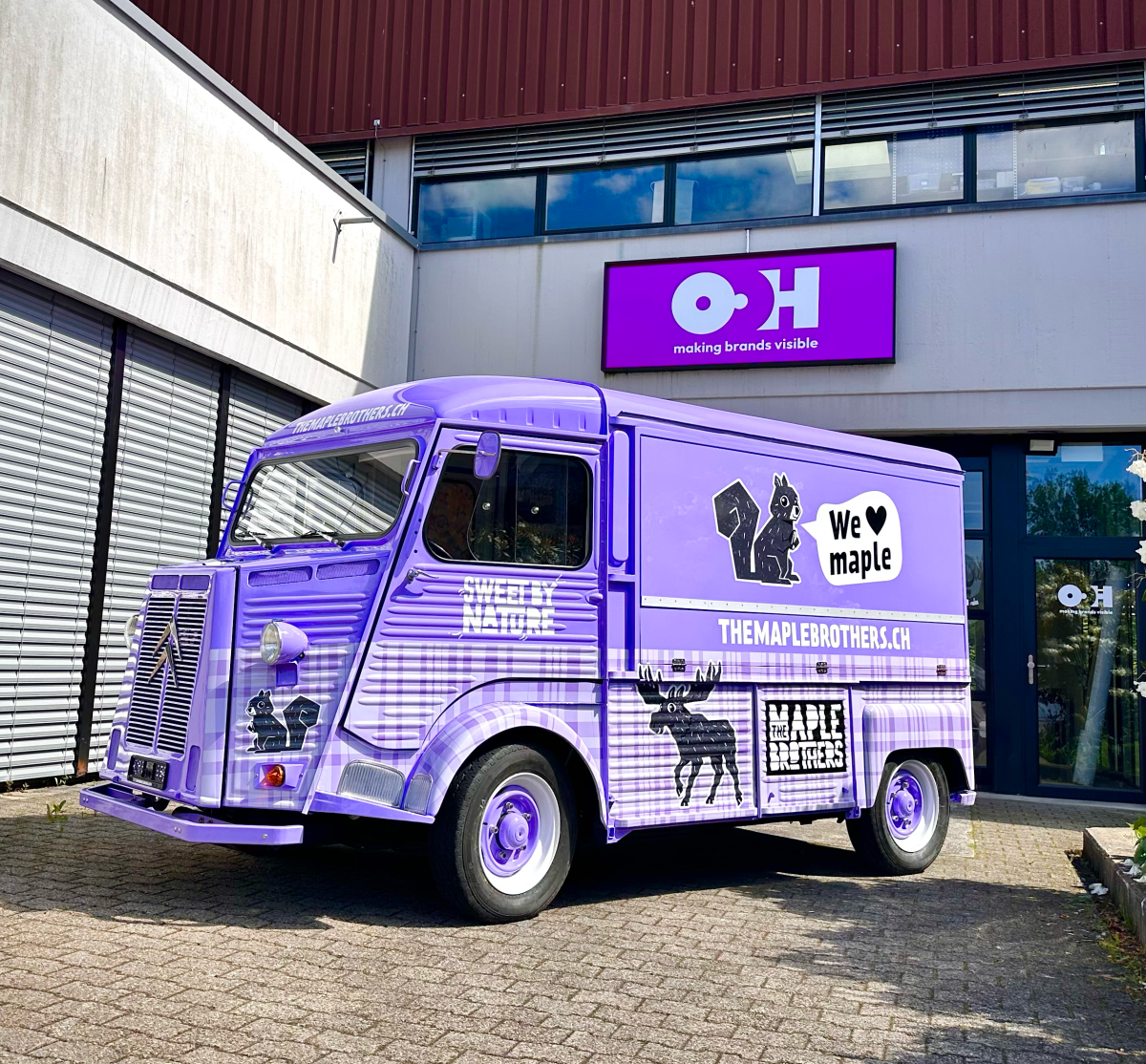 3D Wrapping of a Food Truck